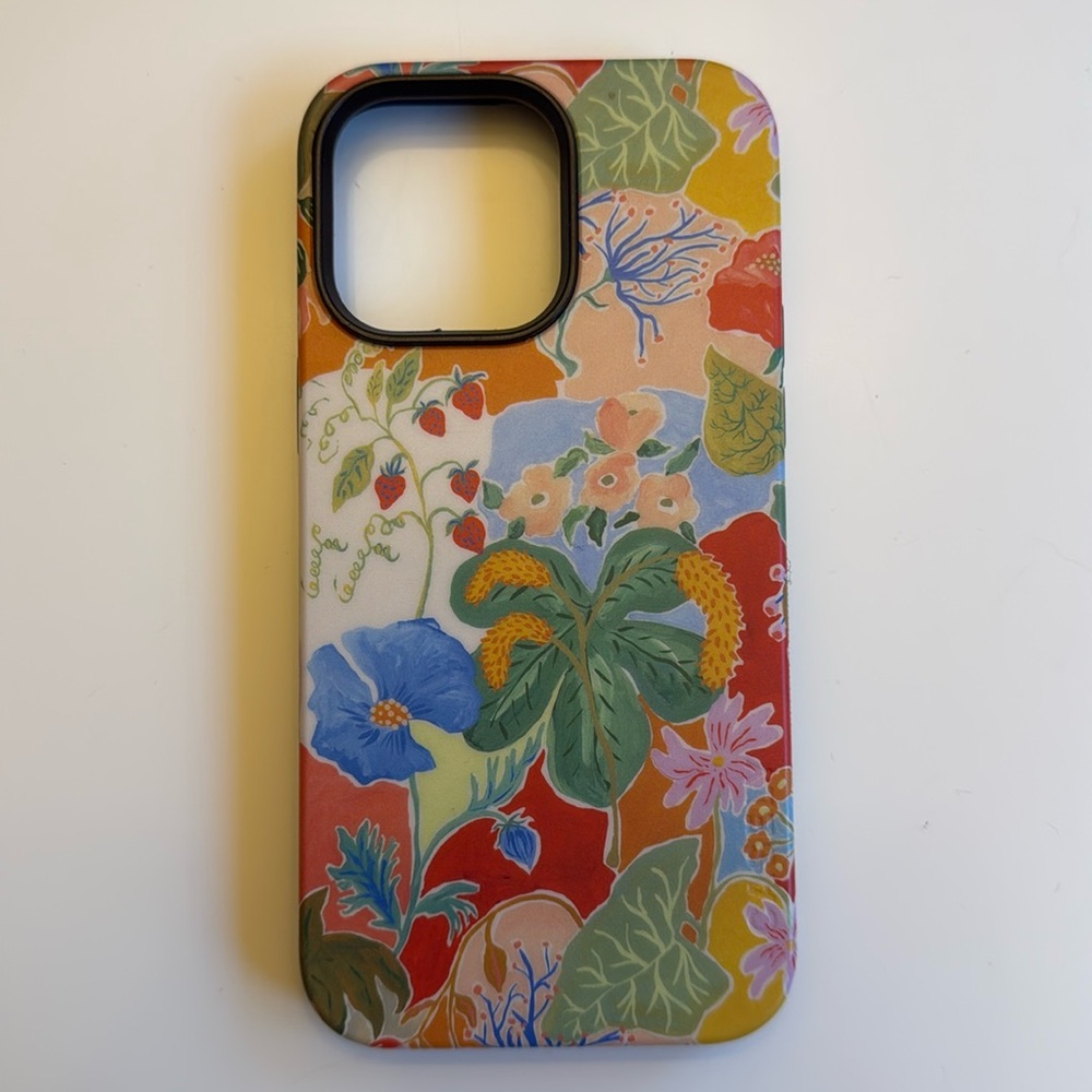 Casely Botanical Blooms Floral Patchwork iPhone 14 Pro Max Bold & MagSafe